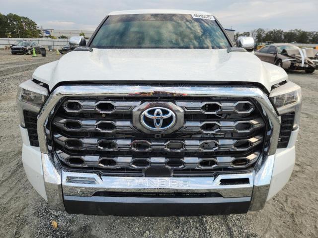 5TFMC5DB0RX050788 - 2024 TOYOTA TUNDRA CREWMAX PLATINUM Білий фото 5