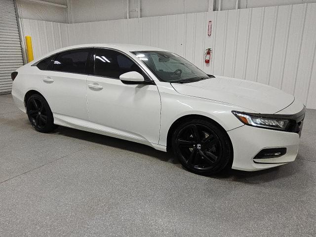 1HGCV1F38KA111030 - 2019 HONDA ACCORD SPORT WHITE photo 4