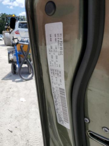 3C4NJDBB3JT281479 - 2018 JEEP COMPASS LATITUDE Зелений фото 14