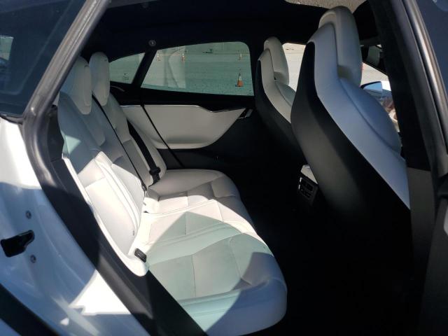 5YJSA1E24HF217408 - 2017 TESLA MODEL S WHITE photo 10