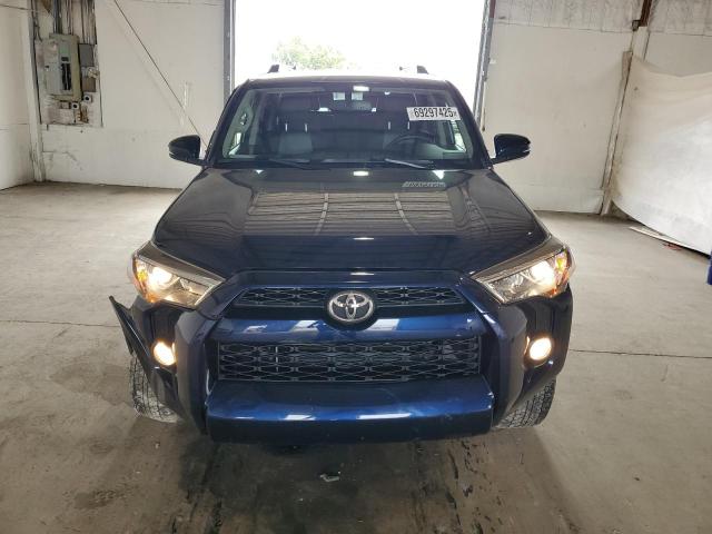 JTEBU5JRXK5641066 - 2019 TOYOTA 4RUNNER SR5/SR5 PREMIUM Blau Foto 5