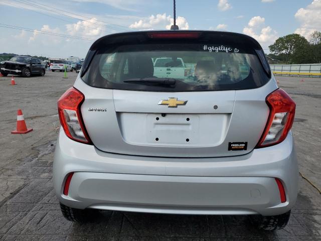 KL8CB6SA8JC475839 - 2018 CHEVROLET SPARK LS Gümüş foto 6