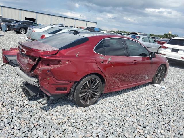 4T1BZ1HK4JU506673 - 2018 TOYOTA CAMRY XSE RED photo 3