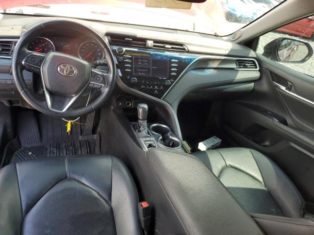 4T1BZ1HK4JU506673 - 2018 TOYOTA CAMRY XSE RED photo 8