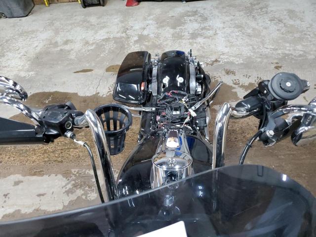 1HD1KHC18PB621677 - 2023 HARLEY-DAVIDSON FLTRX BLACK photo 5