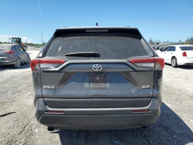 2T3W1RFV9MW143030 - 2021 TOYOTA RAV4 XLE CHARCOAL photo 6