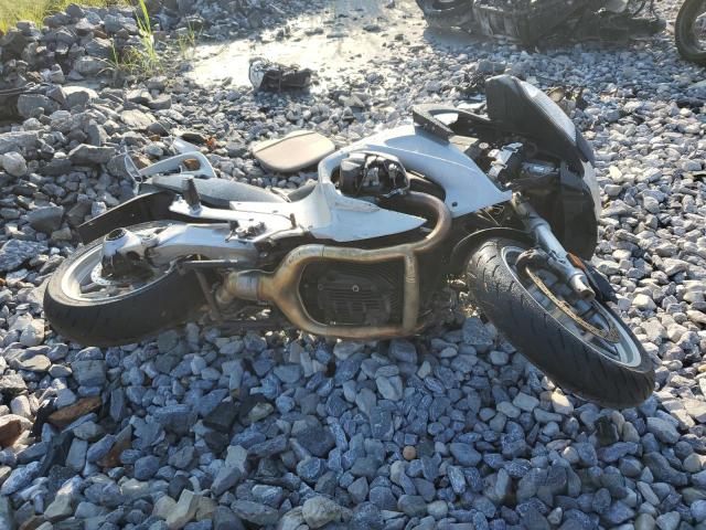 WB1044001BZW18970 - 2011 BMW R1200 RT TWO TONE photo 1