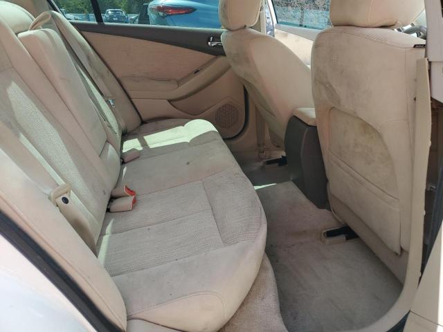 1N4AL2AP4CC102249 - 2012 NISSAN ALTIMA BASE WHITE photo 10