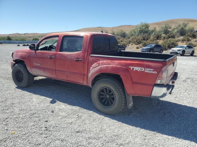 3TMLU4EN2FM192217 - 2015 TOYOTA TACOMA DOUBLE CAB RED photo 2