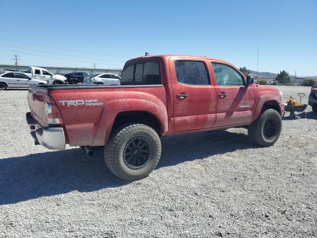 3TMLU4EN2FM192217 - 2015 TOYOTA TACOMA DOUBLE CAB RED photo 3