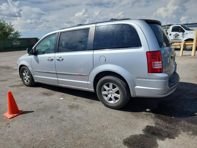 2A4RR5DX4AR207090 - 2010 CHRYSLER TOWN & COU TOURING Silber Foto 2