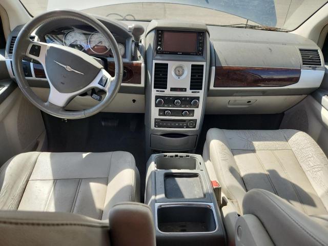 2A4RR5DX4AR207090 - 2010 CHRYSLER TOWN & COU TOURING Silber Foto 8