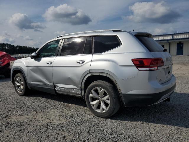 1V2KR2CA6JC577127 - 2018 VOLKSWAGEN ATLAS SE 银色 照片 2