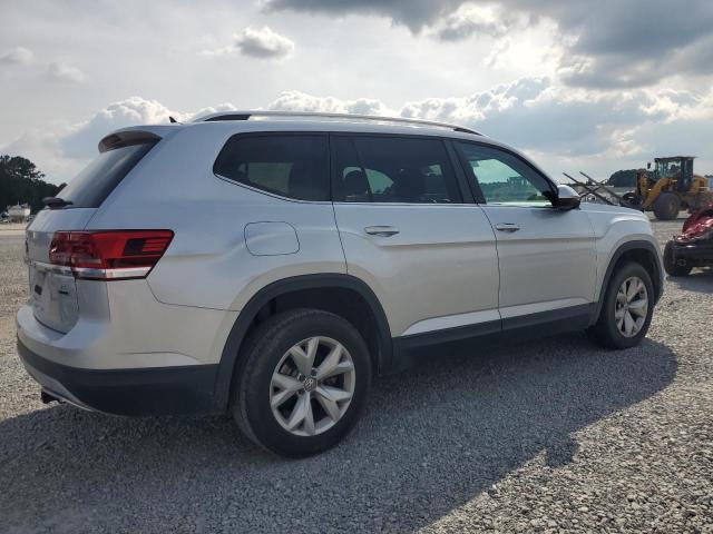 1V2KR2CA6JC577127 - 2018 VOLKSWAGEN ATLAS SE 银色 照片 3