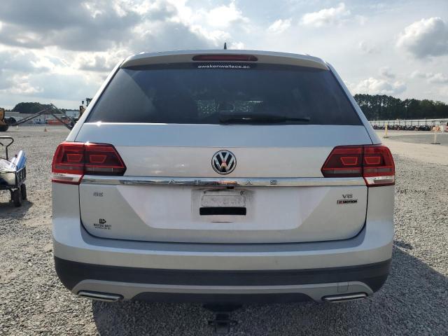 1V2KR2CA6JC577127 - 2018 VOLKSWAGEN ATLAS SE 银色 照片 6