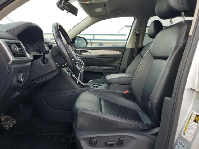 1V2KR2CA6JC577127 - 2018 VOLKSWAGEN ATLAS SE 银色 照片 7