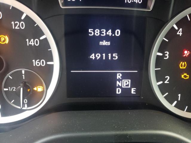 SJKCH5CR3HA017567 - 2017 INFINITI QX30 BASE GRAY photo 9