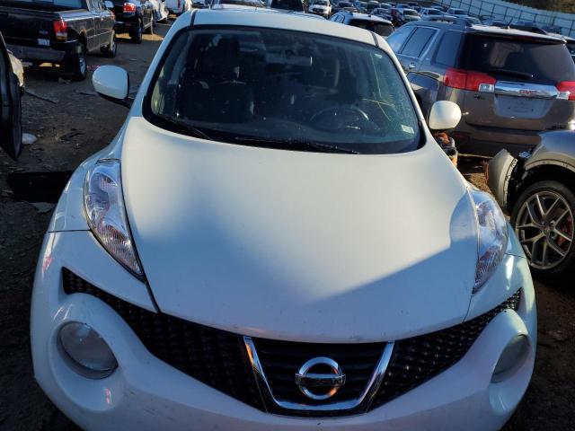 JN8AF5MRXCT113390 - 2012 NISSAN JUKE S WHITE photo 5