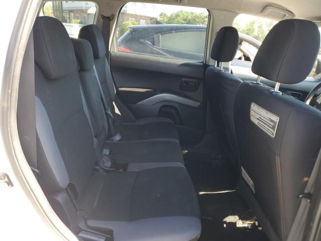 JA4LT21W18Z006670 - 2008 MITSUBISHI OUTLANDER ES WHITE photo 11