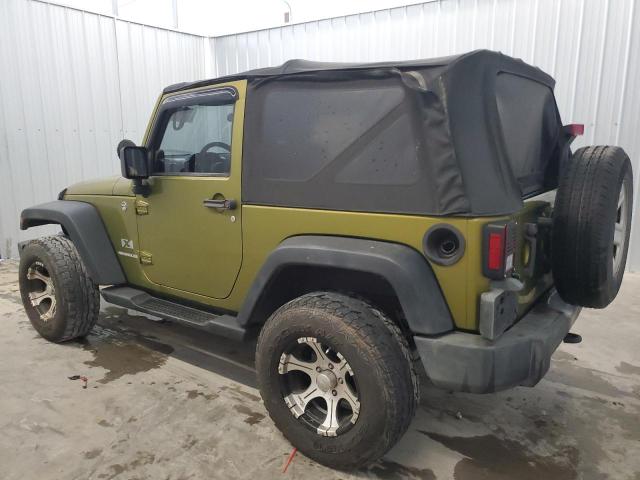 1J4FA24138L627219 - 2008 JEEP WRANGLER X GREEN photo 2