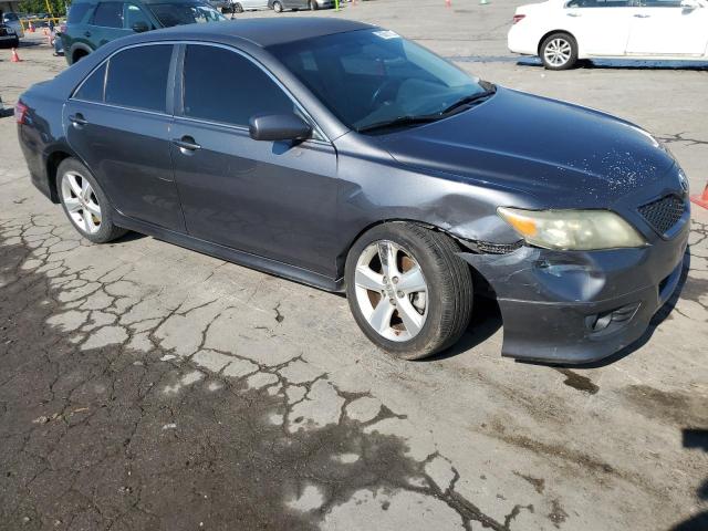 4T1BF3EKXBU752198 - 2011 TOYOTA CAMRY BASE GRAY photo 4