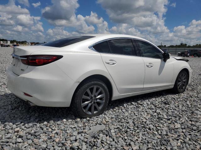 JM1GL1UM2J1333983 - 2018 MAZDA 6 SPORT Білий фото 3