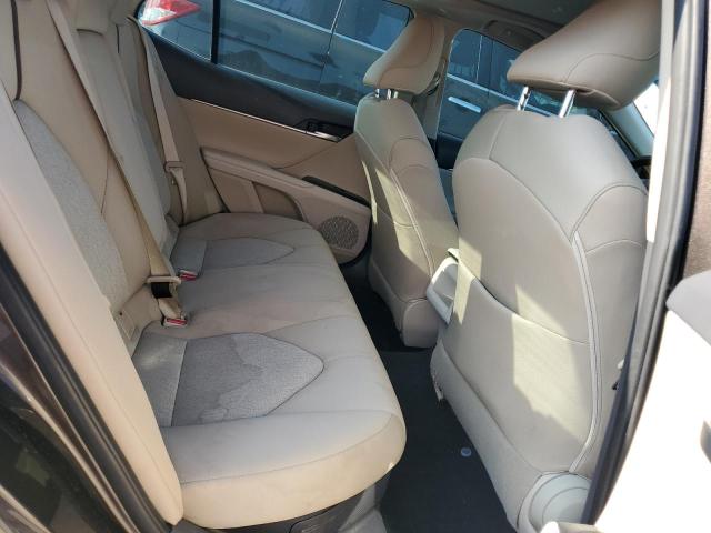 4T1B31HKXJU502113 - 2018 TOYOTA CAMRY LE 棕色 照片 10