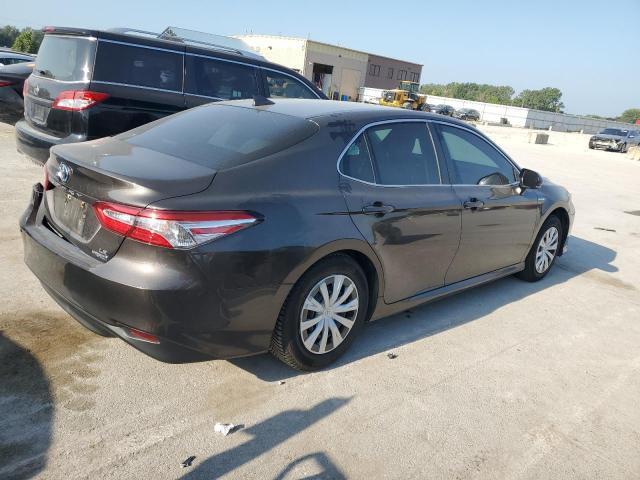 4T1B31HKXJU502113 - 2018 TOYOTA CAMRY LE 棕色 照片 3