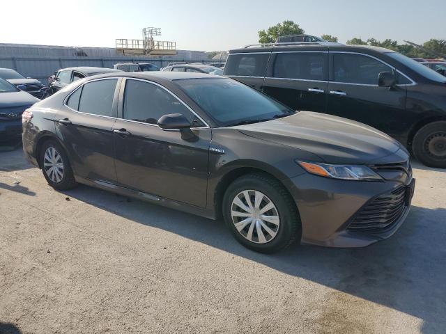 4T1B31HKXJU502113 - 2018 TOYOTA CAMRY LE 棕色 照片 4