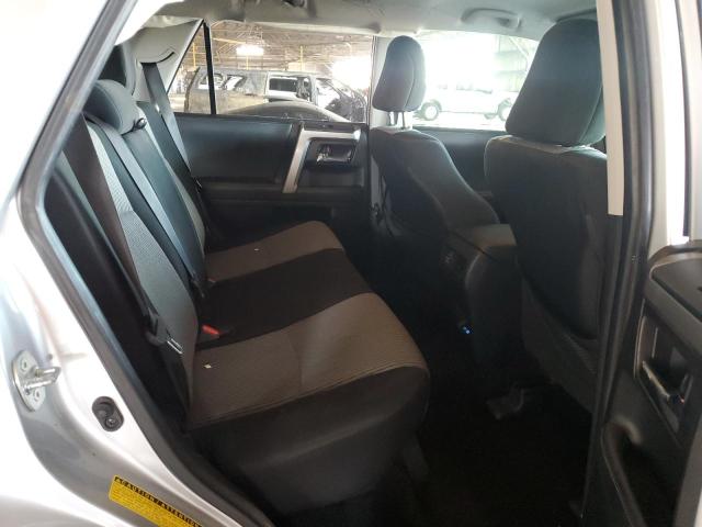 JTEEU5JR0P5282296 - 2023 TOYOTA 4RUNNER SR5 银色 照片 11