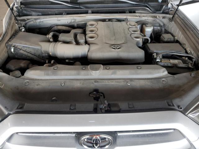 JTEEU5JR0P5282296 - 2023 TOYOTA 4RUNNER SR5 银色 照片 12