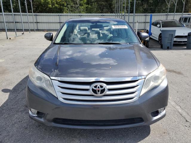 4T1BK3DB0CU456976 - 2012 TOYOTA AVALON BASE 灰色 照片 5