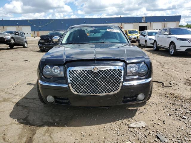 2C3CK6CT8AH151332 - 2010 CHRYSLER 300C BLACK photo 5