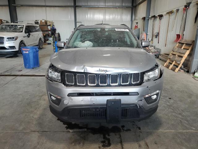3C4NJCBB5JT488482 - 2018 JEEP COMPASS LATITUDE Күміс фото 5