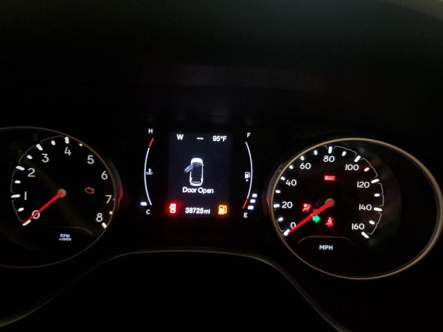 3C4NJCBB5JT488482 - 2018 JEEP COMPASS LATITUDE Күміс фото 9