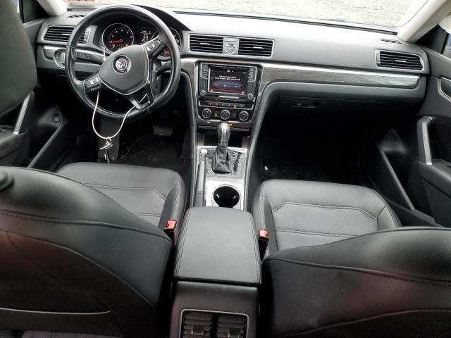 1VWBT7A30HC074298 - 2017 VOLKSWAGEN PASSAT SE BLUE photo 8