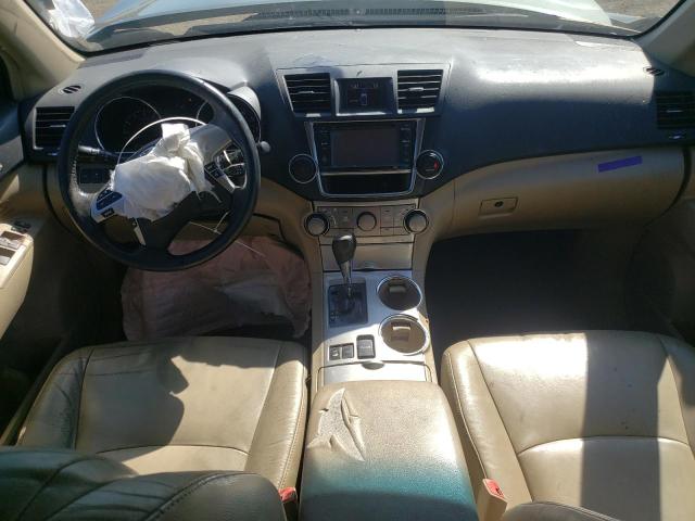 5TDBK3EHXDS256992 - 2013 TOYOTA HIGHLANDER BASE أخضر صورة 8