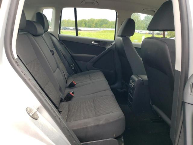 WVGAV3AX0EW506513 - 2014 VOLKSWAGEN TIGUAN S 银色 照片 11