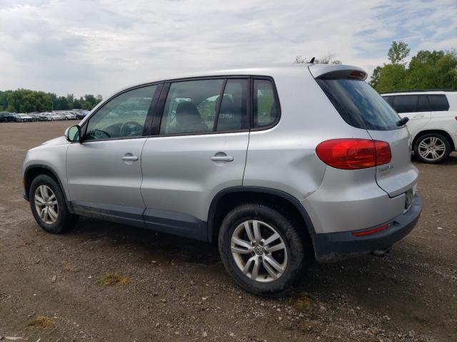 WVGAV3AX0EW506513 - 2014 VOLKSWAGEN TIGUAN S 银色 照片 2