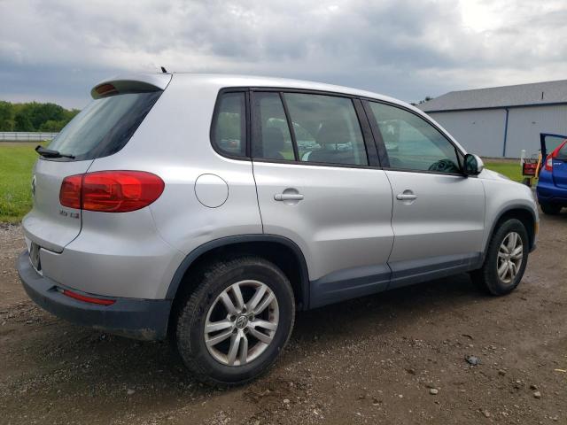 WVGAV3AX0EW506513 - 2014 VOLKSWAGEN TIGUAN S 银色 照片 3