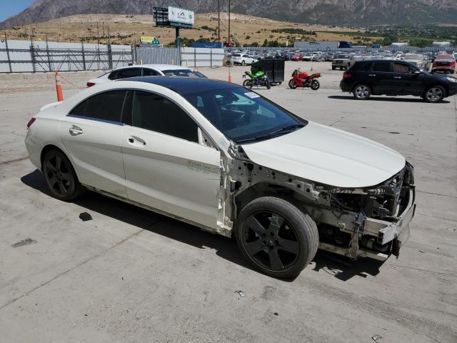 WDDSJ4GB4GN359455 - 2016 MERCEDES-BENZ CLA 250 4MATIC WHITE photo 4