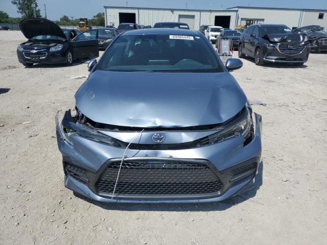 5YFS4MCE3NP130380 - 2022 TOYOTA COROLLA SE Көк фото 5