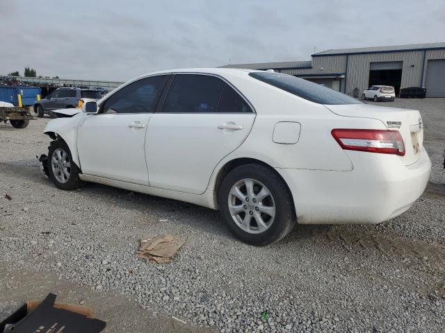 4T1BF3EKXBU762861 - 2011 TOYOTA CAMRY BASE Սպիտակ լուսանկար 2
