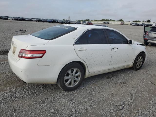 4T1BF3EKXBU762861 - 2011 TOYOTA CAMRY BASE Սպիտակ լուսանկար 3
