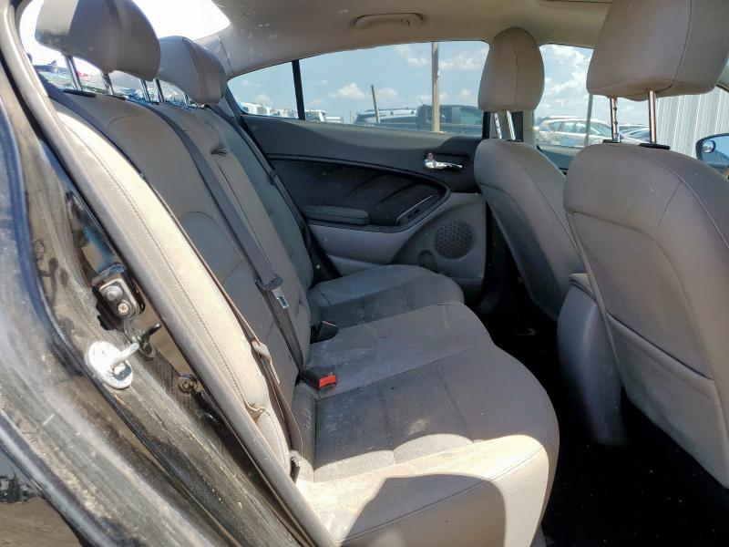 KNAFZ4A84G5470134 - 2016 KIA FORTE EX 黑色 照片 10