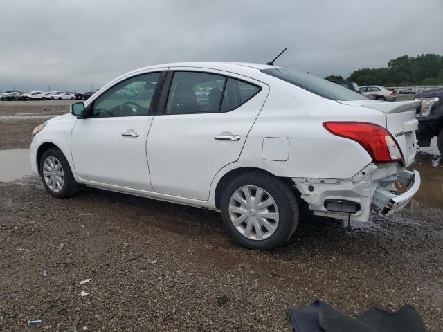 3N1CN7AP4KL832128 - 2019 NISSAN VERSA S WHITE photo 2