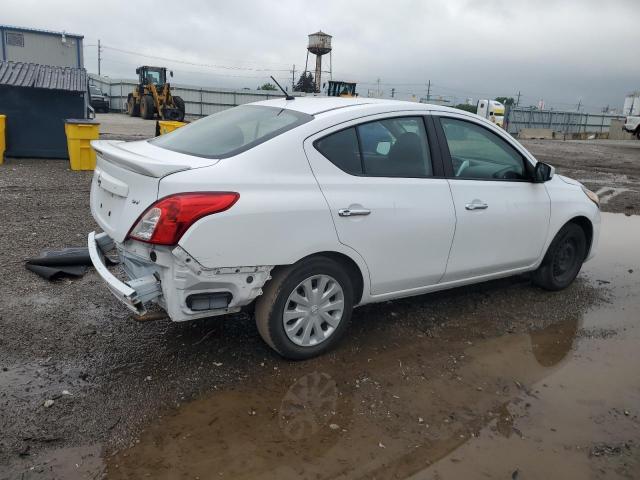 3N1CN7AP4KL832128 - 2019 NISSAN VERSA S WHITE photo 3