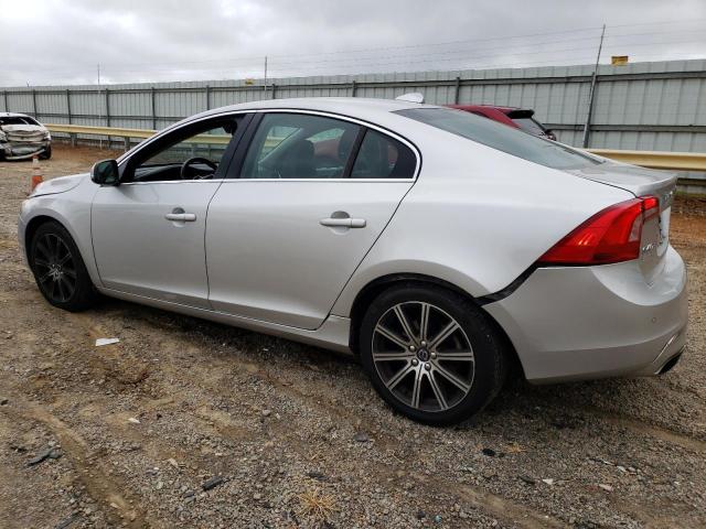 LYV402TK6HB135170 - 2017 VOLVO S60 PREMIER SILVER photo 2