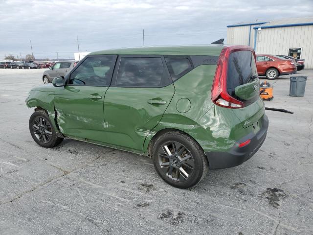 KNDJ33AU7M7125900 - 2021 KIA SOUL EX GREEN photo 2