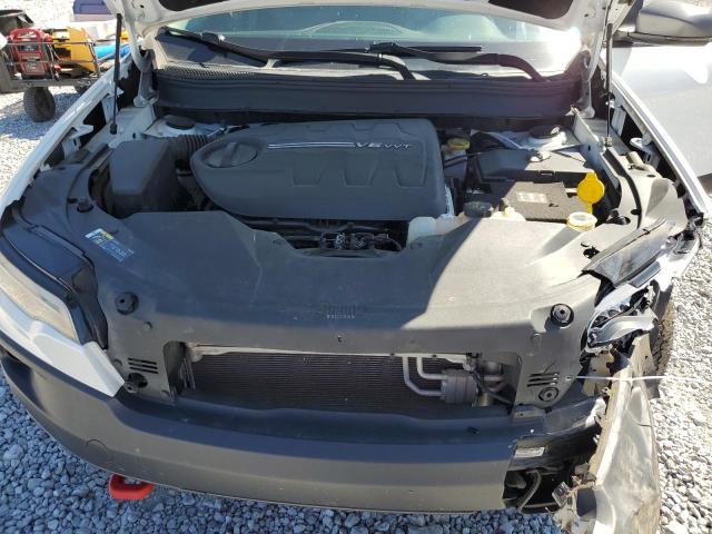 1C4PJMBX7KD200236 - 2019 JEEP CHEROKEE TRAILHAWK WHITE photo 12